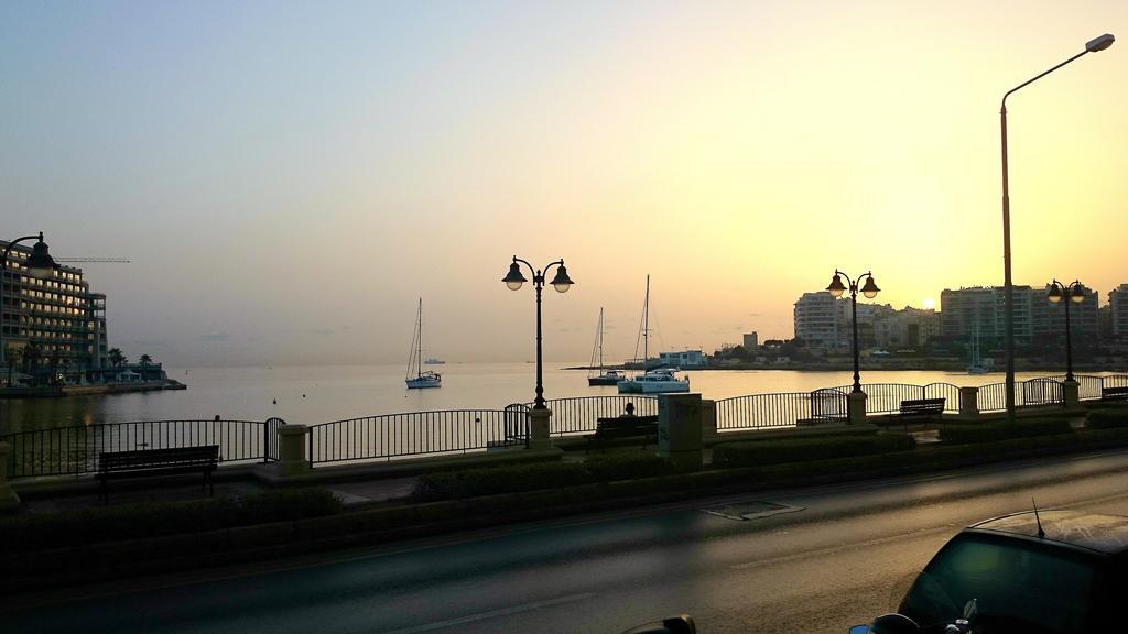 Apartament Spinola Seafront St. Julian's